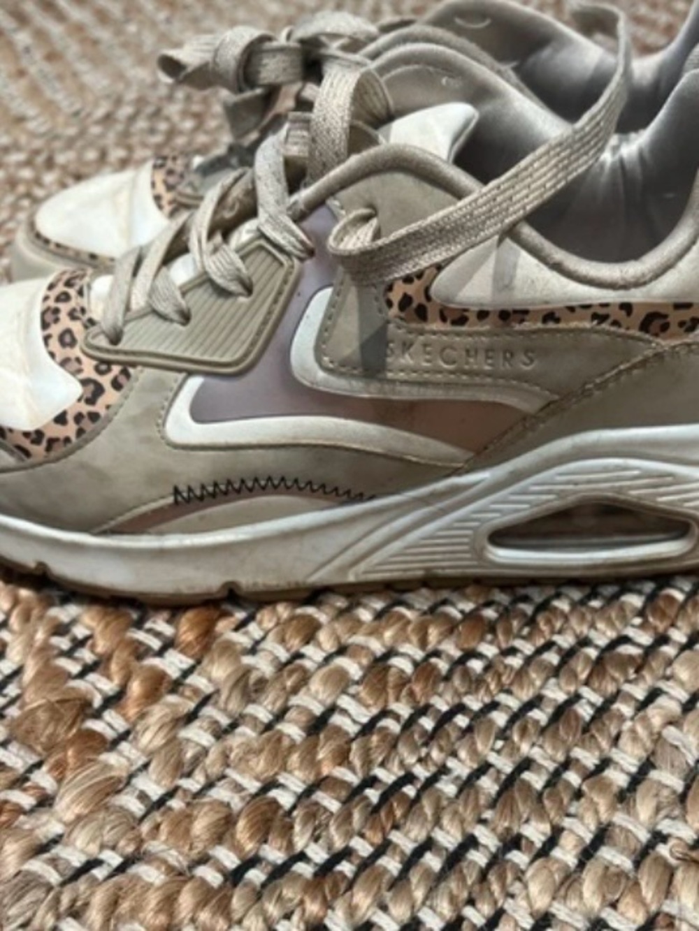 Skechers Girls Leopard Print Chunky Sneakers Size 3.5